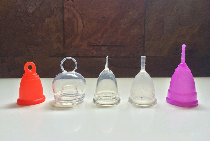 Cách đặt cốc nguyệt san không bị lệch cho chị em lần đầu sử dụng 1