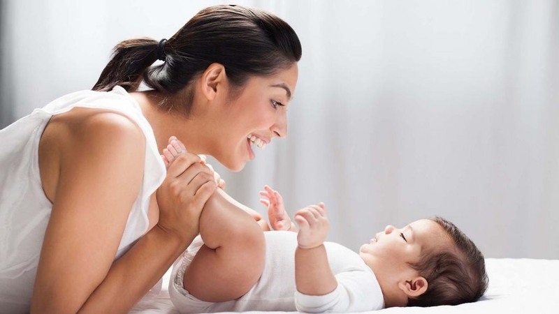 Cách dạy trẻ sơ sinh 1 tháng tuổi thông minh, lanh lợi 4