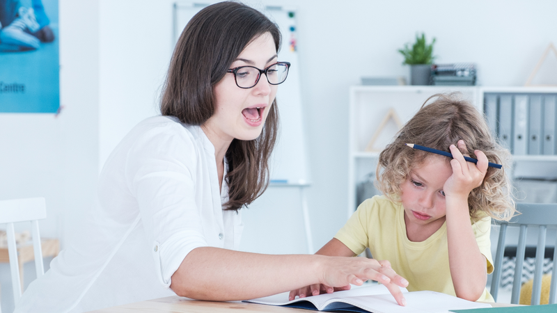 Trị liệu ngôn ngữ giúp trẻ rối loạn phổ tự kỷ cải thiện khả năng giao tiếp