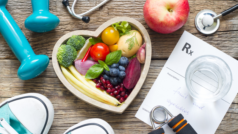 Duy trì chế độ ăn cân đối với các thực phẩm giàu vitamin C