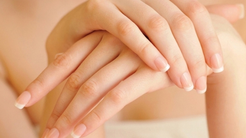 Cách dưỡng móng tay khỏe đẹp tại nhà chị em nhất định phải biết 1