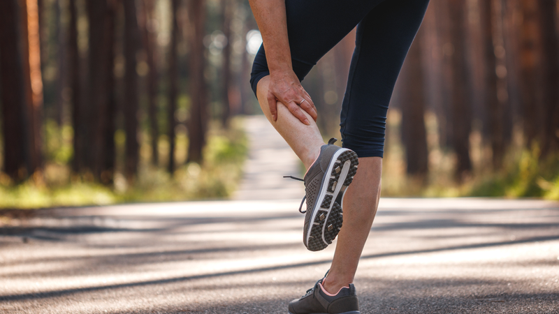 Cách giảm căng cơ bắp chân hiệu quả 2