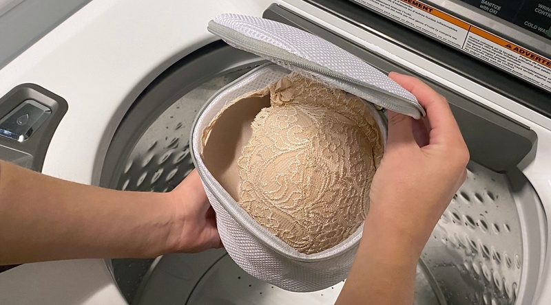 Cách giặt áo lót đúng chuẩn: Giữ form đẹp, hạn chế kích ứng da 4