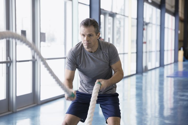 Cách giữ dáng cho đàn ông tuổi trung niên 1