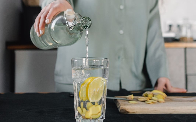 3 Cách hạ sốt bằng chanh cho người lớn đơn giản, hiệu nghiệm 3