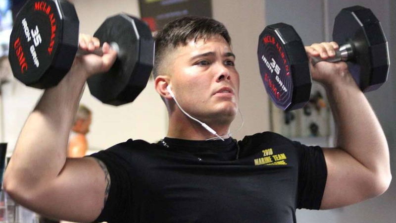 "Cách hít thở khi tập gym​?" là vấn đề được nhiều người tập gym quan tâm