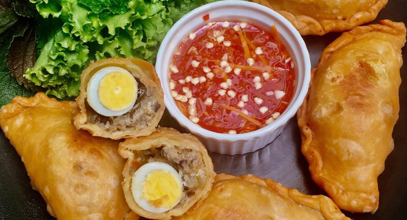 Cách làm bánh gối nhân thịt giòn rụm, đậm đà chuẩn nhà làm 2