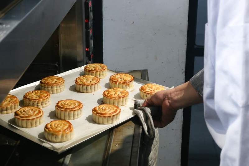 cách làm bánh trung thu nhân đậu xanh 3