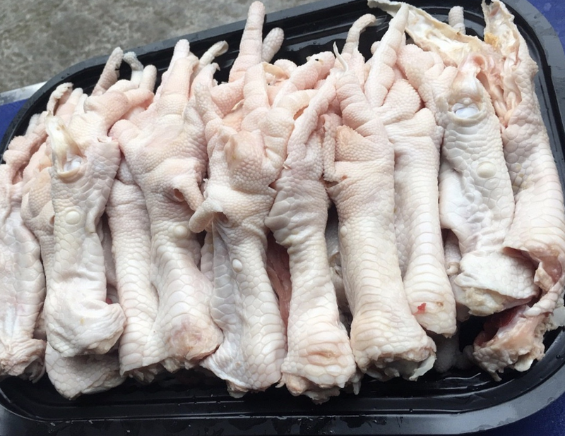 Cách làm chân gà sả tắc giòn sật giúp da căng mịn 4