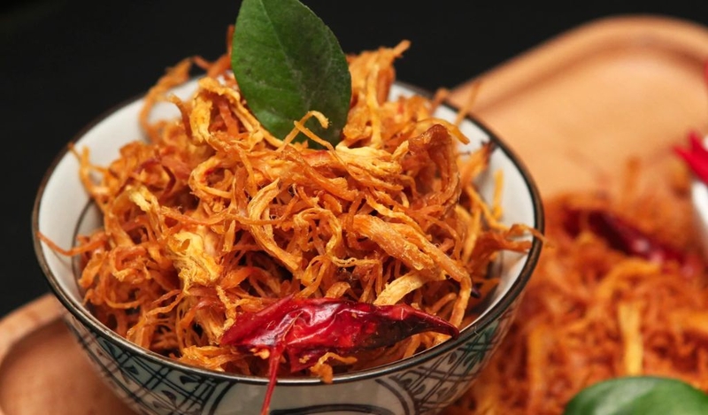 Cách làm khô gà bơ tỏi vừa đúng vị vừa an toàn cho sức khỏe 2