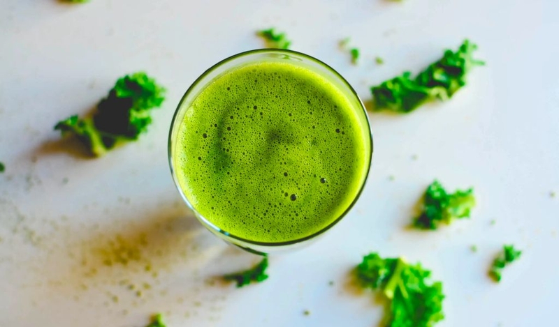 Cách làm sinh tố cải kale và táo giúp giảm cân, đẹp da, thanh lọc cơ thể 1