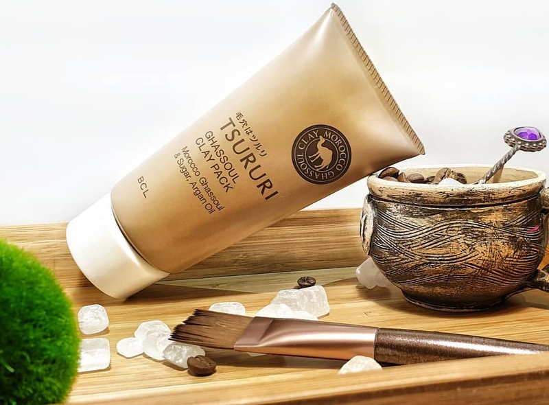 Cách làm và chọn mua mặt nạ đất sét cho da dầu mụn