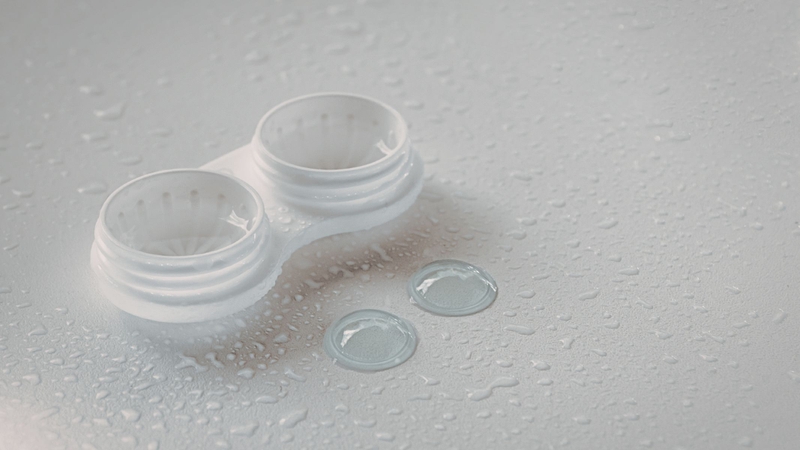 Người dùng cần nắm kỹ cách lấy lens ra khỏi mắt đúng cách và an toàn