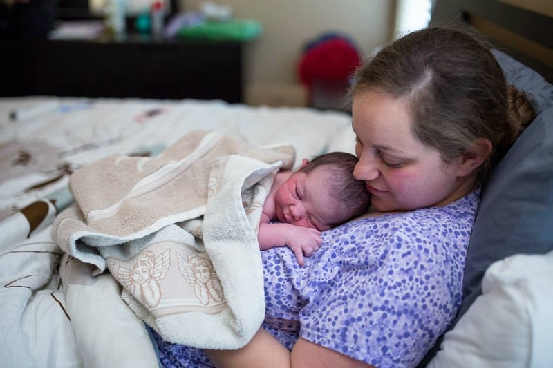 Biết cách massage cho trẻ sơ sinh dễ ngủ sẽ giúp trẻ ngủ sâu giấc hơn, mau lớn hơn.