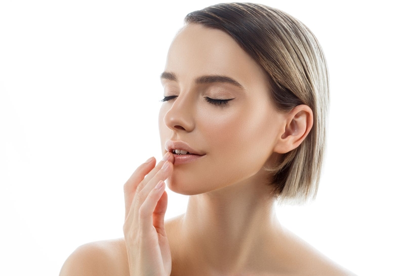 Cách massage mặt bị lệch hiệu quả và đơn giản tại nhà 3