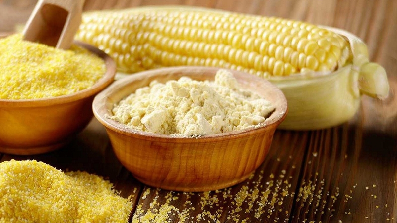 Cách nấu bột ngô cho bé ăn dặm đơn giản tại nhà1