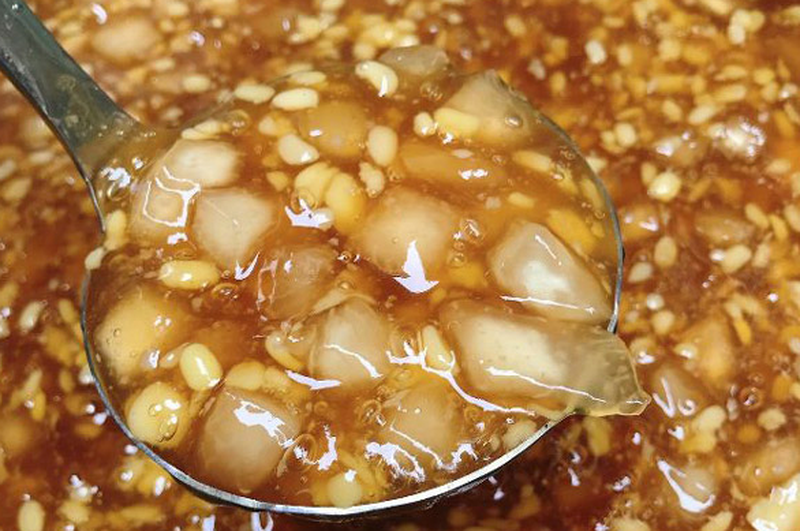 Cách nấu chè bưởi đậu xanh nước cốt dừa chuẩn nhà làm 3