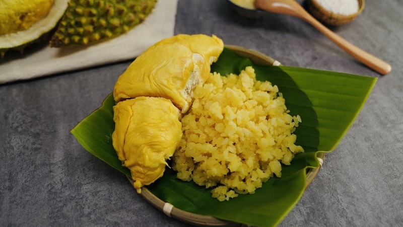 Món xôi sầu riêng dẻo thơm, bùi ngọt, múi sầu riêng thơm lừng, béo ngậy lại cực kỳ dễ làm ngay tại nhà