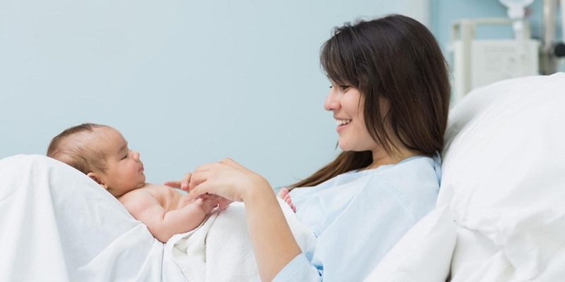 Cách ngồi dậy sau sinh mổ như thế nào để mẹ hồi phục nhanh chóng 3