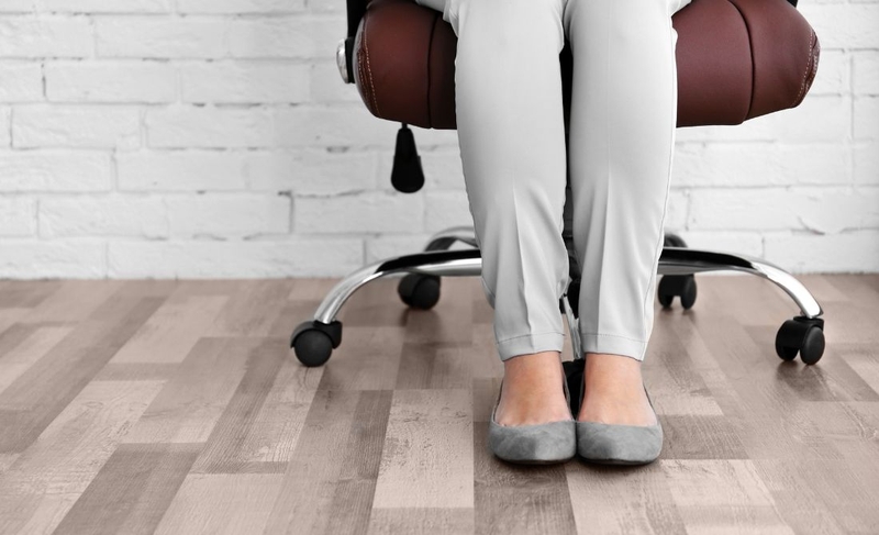 Gợi ý cách ngồi lâu không đau mông cho dân văn phòng 2