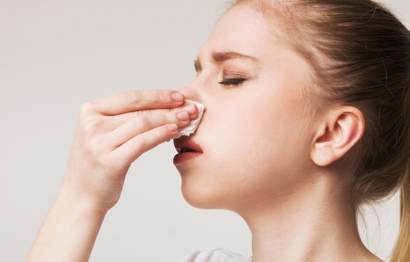 Cách ngưng chảy máu cam nhanh chóng, hiệu quả theo khoa học 4