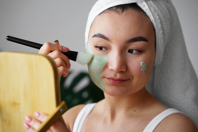 Cách pha bột trà xanh đắp mặt trị mụn đơn giản mà hiệu quả 1