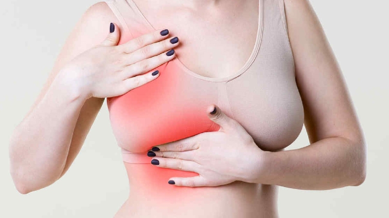 Cách phân biệt tắc tia sữa và áp xe vú sau sinh 8