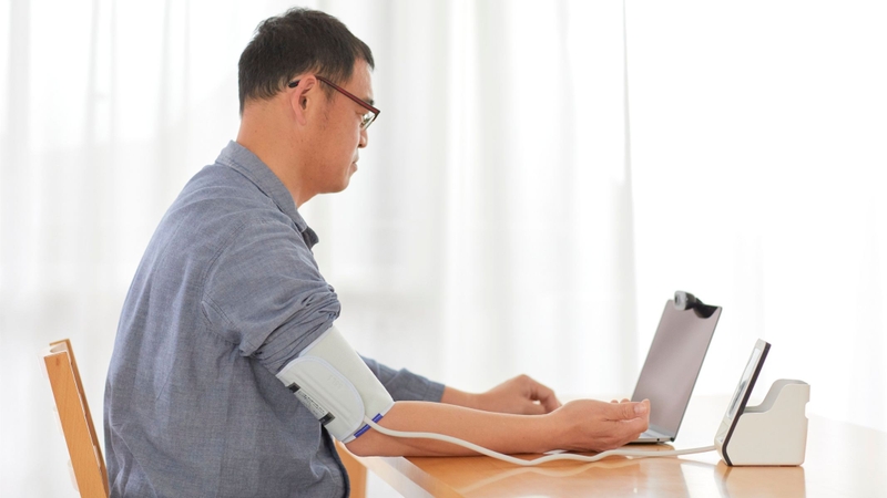 Thông thường, bạn nên đo huyết áp vào buổi sáng