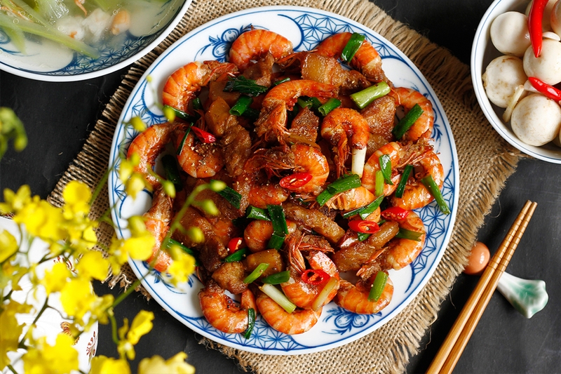 cách rang tôm ngon 3