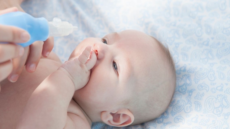 Hướng dẫn cách rửa mũi cho trẻ sơ sinh 1 tháng tuổi 3