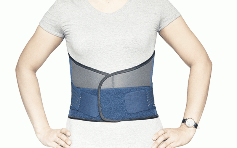 Cách sử dụng đai thắt lưng cố định cột sống 1