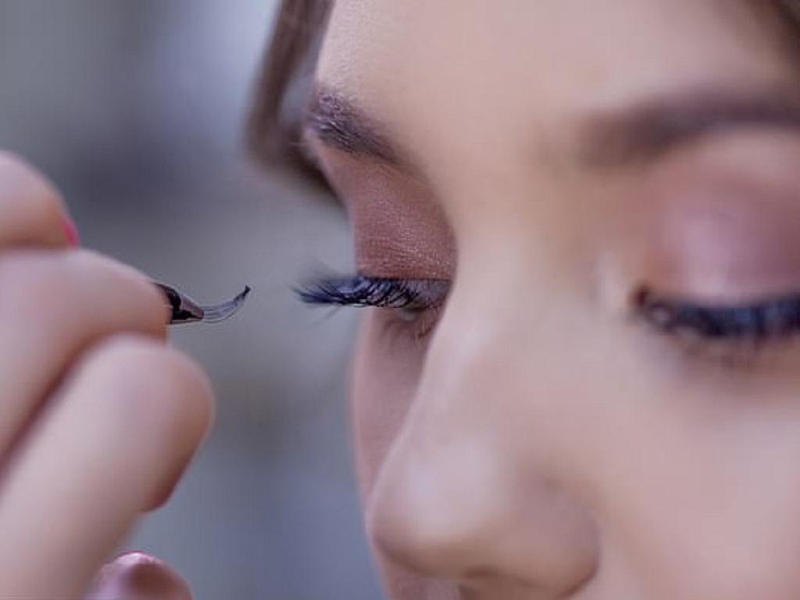 cách tháo mi nối tại nhà 1