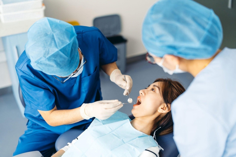 Cách trị hôi miệng khi bọc răng sứ 3