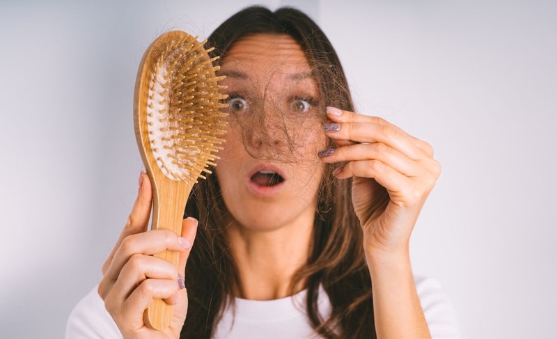 Cách trị rụng tóc hiệu quả và những lưu ý khi áp dụng 1