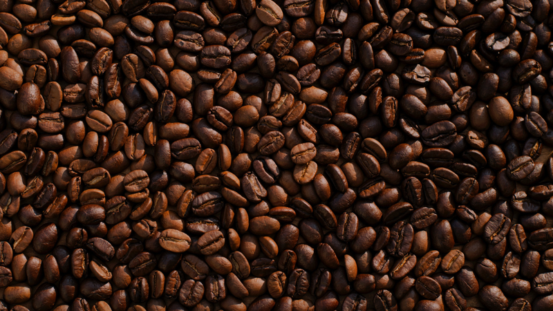 Cách ủ tóc bằng bã cà phê - Giải pháp cho mái tóc dày mượt 1