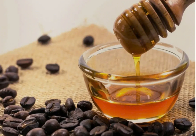 Cách ủ tóc bằng bã cà phê - Giải pháp cho mái tóc dày mượt 3