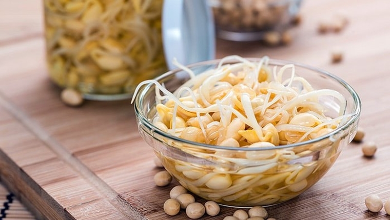 Cách uống mầm đậu nành tăng vòng 1 hiệu quả nhanh nhất 2