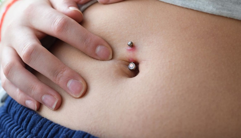 Cách vệ sinh rốn sạch sẽ, ngăn ngừa viêm nhiễm 4