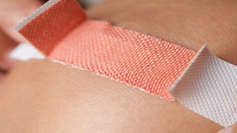 Cách xử lý vết trầy xước da tại nhà2