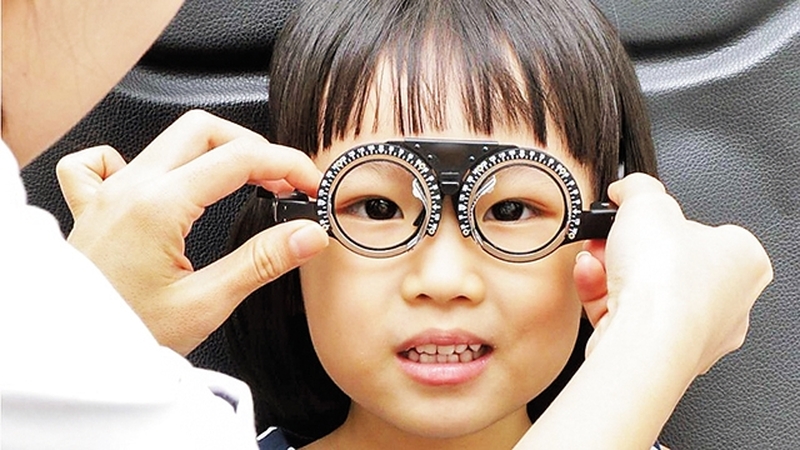 Cận thị có giảm độ được không? Các phương pháp điều trị cận thị hiệu quả  1