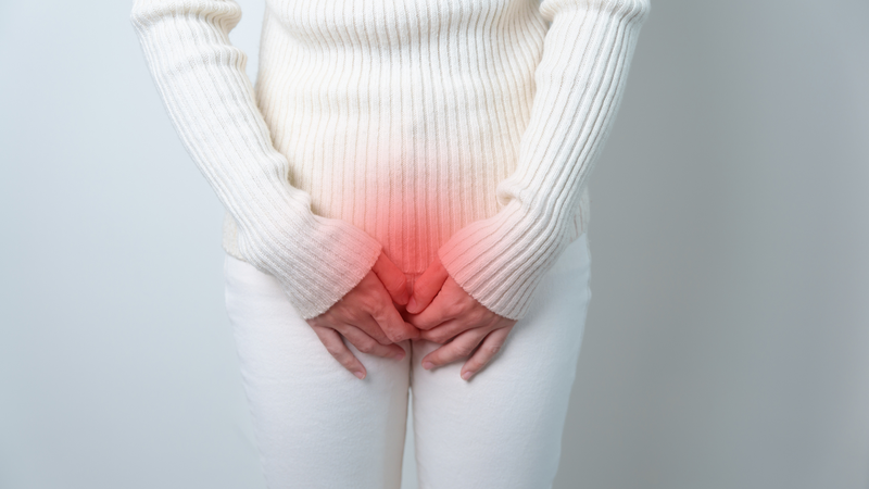 Nhiễm Candida sinh dục có thể gây ngứa và đau rát