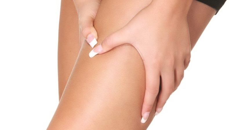 căng cơ đùi dấu hiệu nhận biết nguyên nhân cách giảm đau căng cơ đùi 2