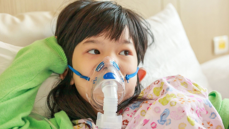 Bệnh tay chân miệng có thể gây suy hô hấp ở trẻ