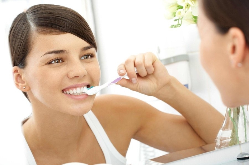 cao-voi-rang-va-tay-trang-rang-cung-luc-co-duoc-khong 3.jpg