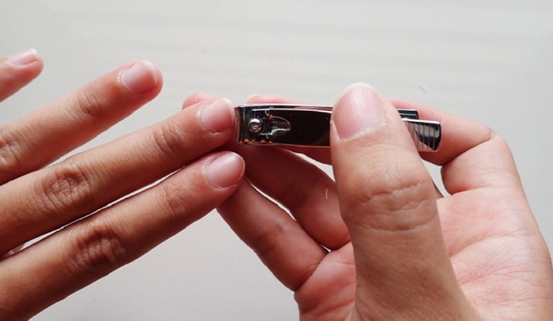 Thực hư việc cắt móng tay sát có bị bệnh tim không? 1