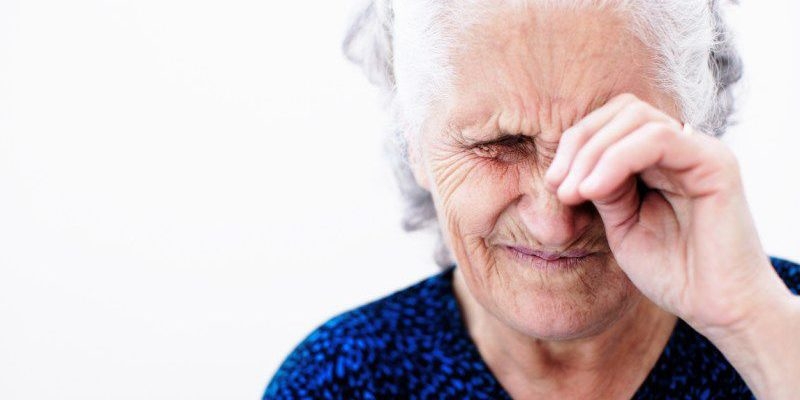 cắt mộng thịt ở mắt có nguy hiểm không 1