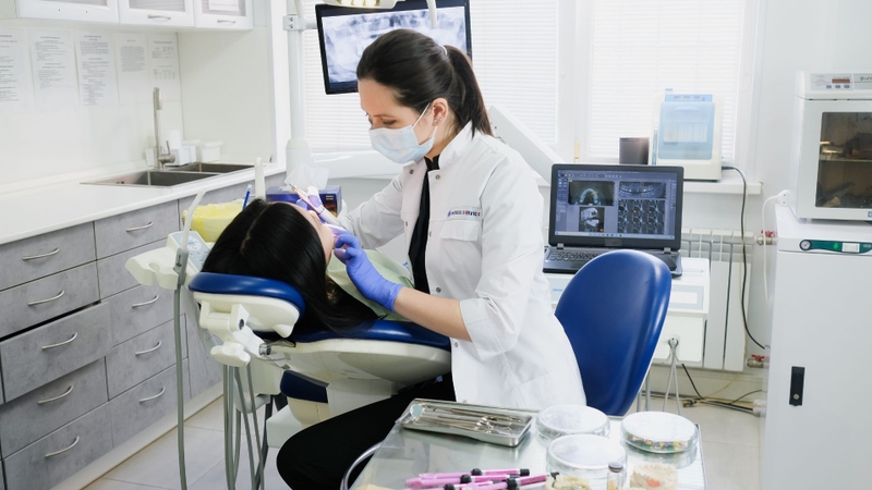 Cấy implant răng cửa là gì? Có đau không và mất bao lâu? 3