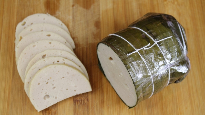 Chả lụa bị nhớt có ăn được không 1