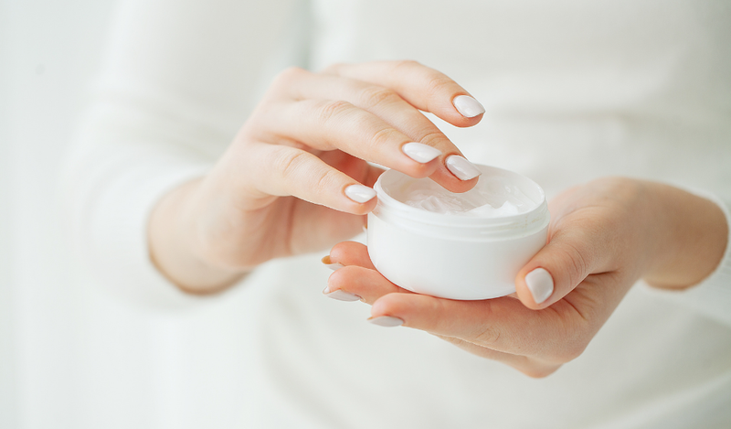 Dưỡng ẩm cho làn da - trị chàm nang lông