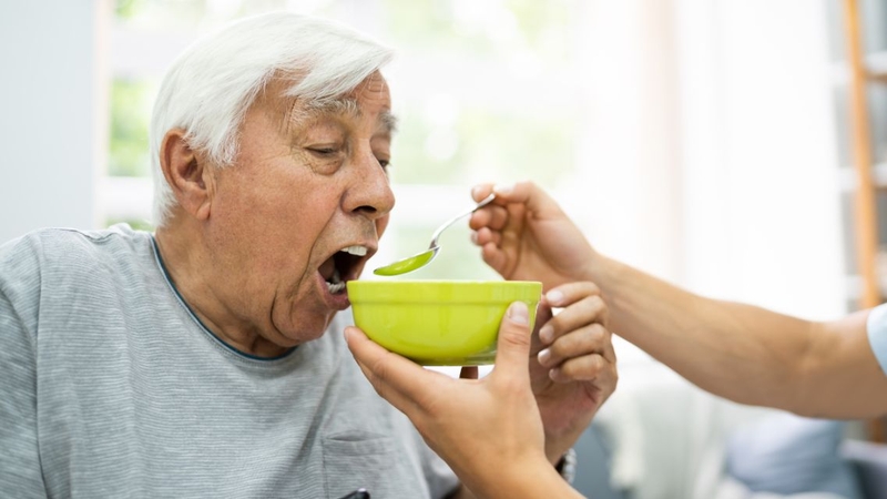 Cách chăm sóc bệnh nhân tai biến liệt nửa người: Hướng dẫn chi tiết 2